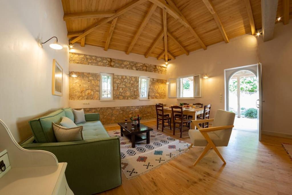 Avli - Tranquil Stonehouse In Lefkada Vila Alexandros Exterior foto