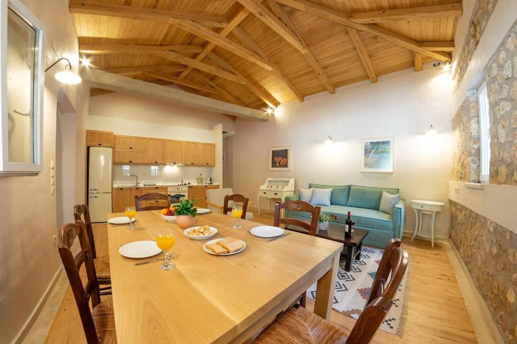 Avli - Tranquil Stonehouse In Lefkada Vila Alexandros Exterior foto